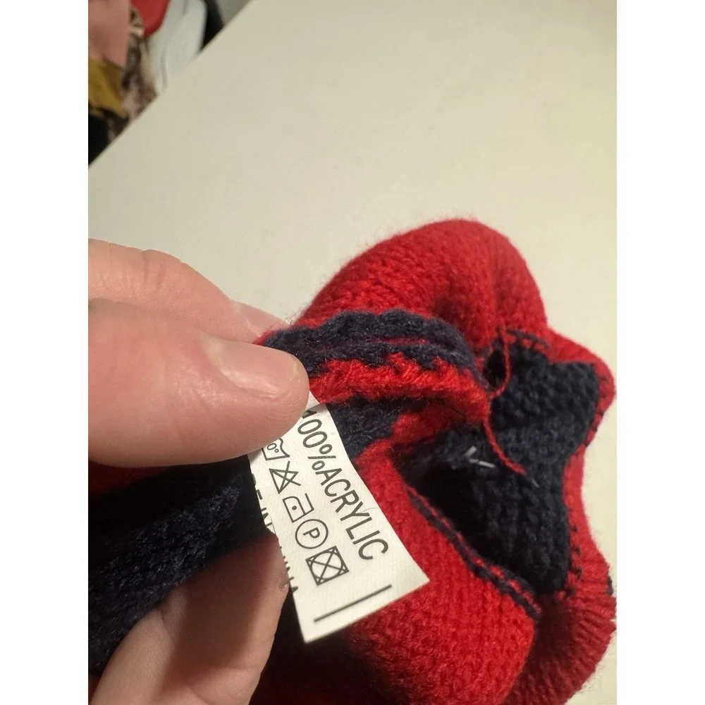 Canadian Maple Leaf Beanie w/Fuzzy Ball on Top, NWOT